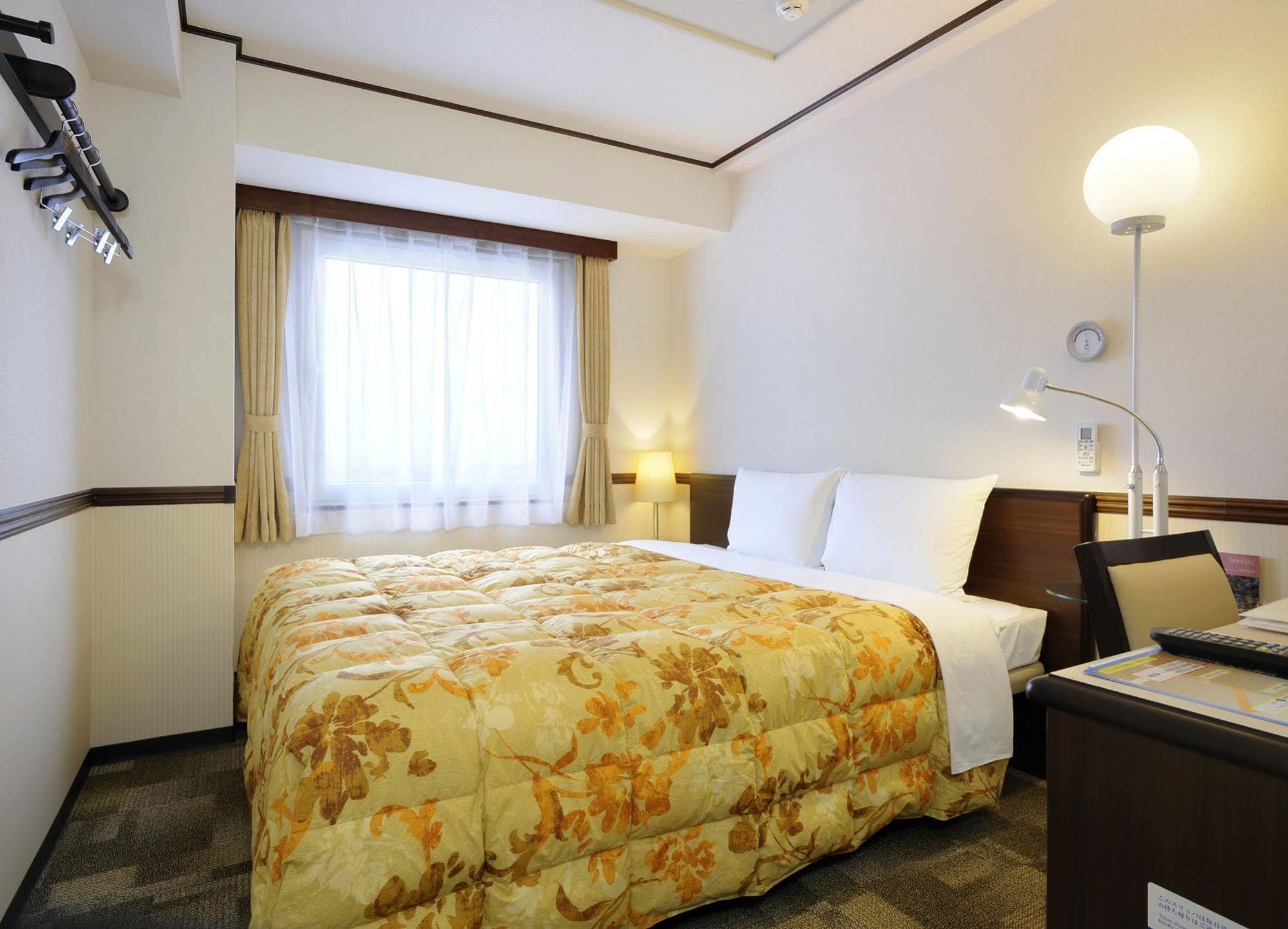 Toyoko Inn Ichinoseki Ekimae Bagian luar foto